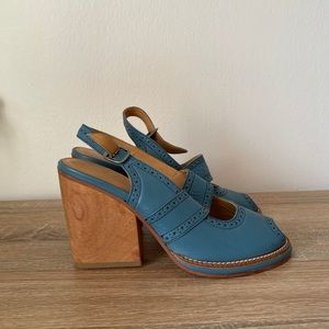 A Detacher shoes heels Sz 8